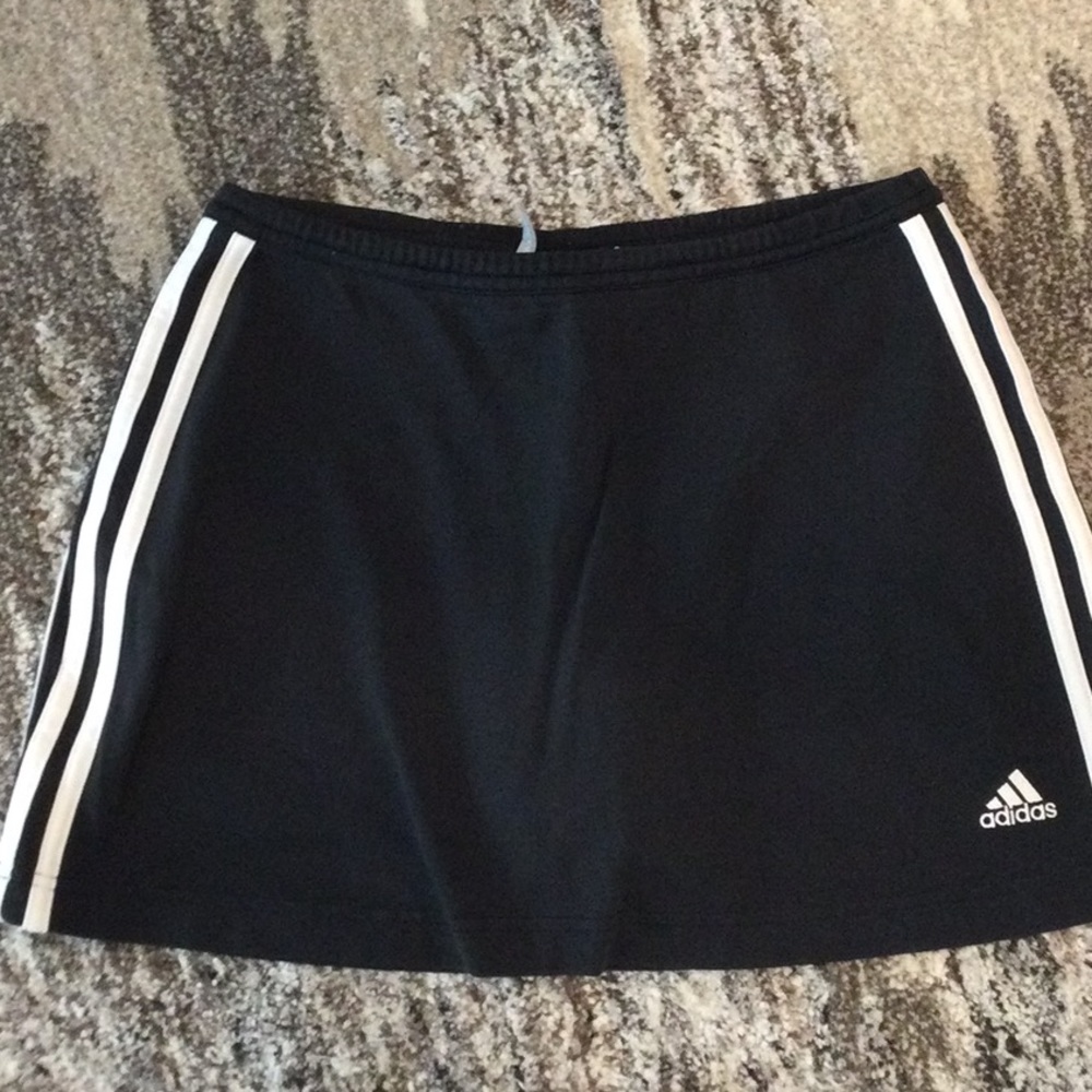 Adidas black tennis skort